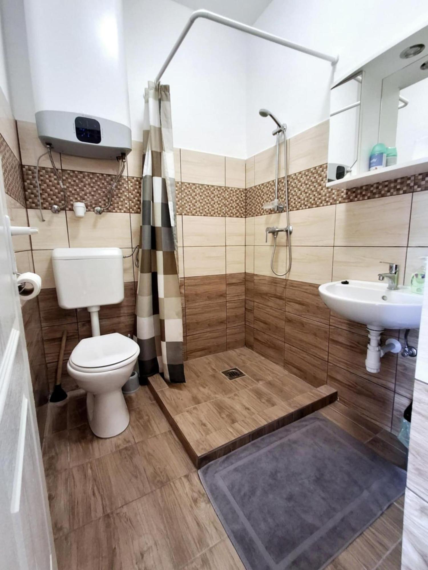 Hotel Szieszta Vendeghaz Sárospatak Zewnętrze zdjęcie